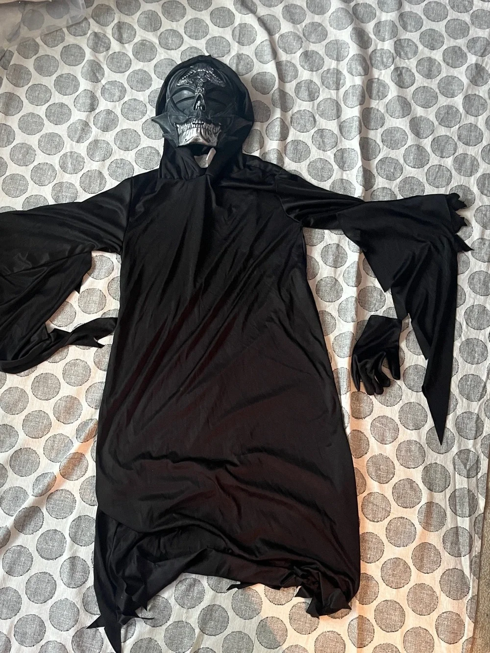 Spirit Halloween Kids Grim Reaper Costume - Size 8-10 - Complete Set